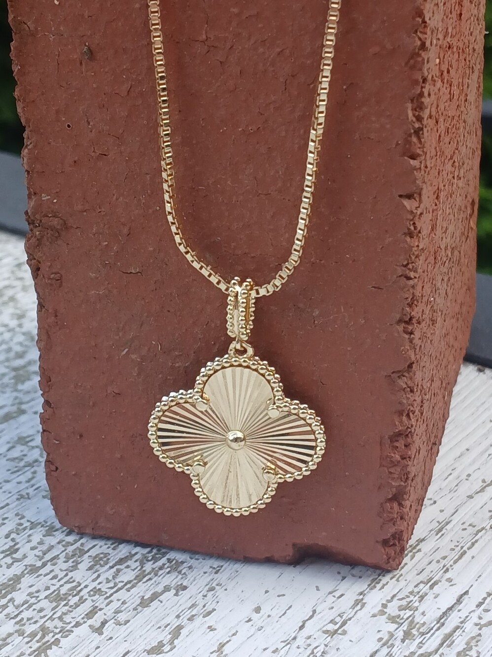 Beautiful 18K Gold Filled Radiant Quadrafoil Pendant